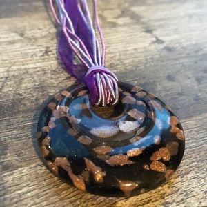 PURPLE GLASS NECKLACE
